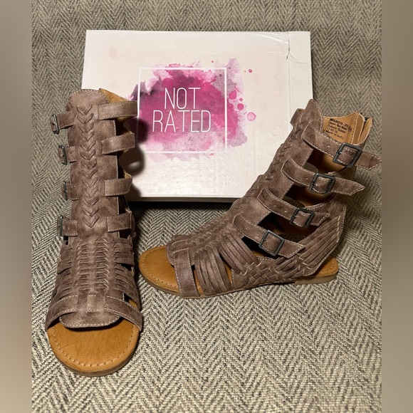 Timavo beige (grey-brown) tall gladiator sandals sz 6.5 Not Rated NWOT box incl - Picture 4 of 16